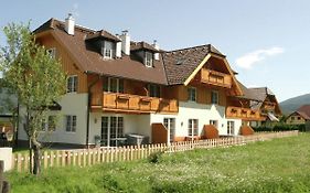 Cozy Apartment In Sankt Margarethen Im Lungau With Parking